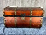Antique Style Trunk
