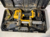 Dewalt Grease Gun with Case