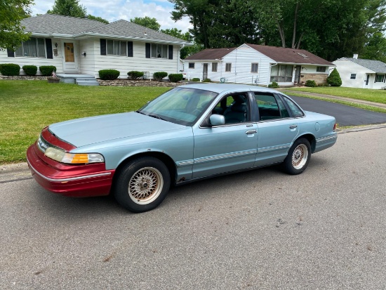 Ford Crown Victoria, Tools, Mid Century Modern etc