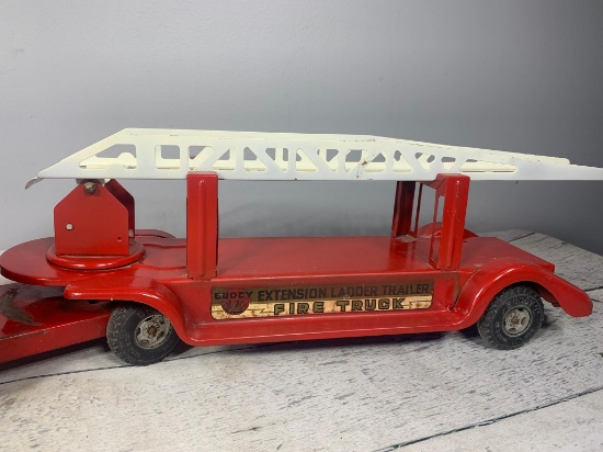 Vintage Buddy-L Made By Moline Pressed Steel Co. Extension Ladder Fire Truck