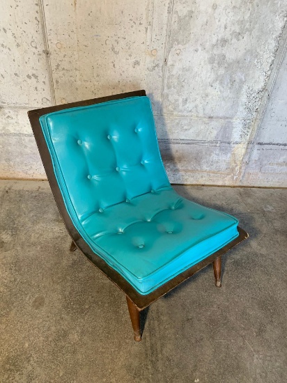 Mid-Century Modern Bent Plywood Curved Back Scoop Chair