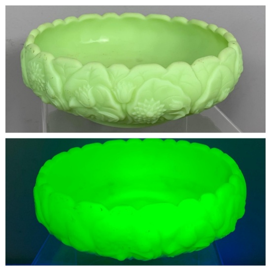 Vintage Fenton Satin Green Uranium Glass Bowl