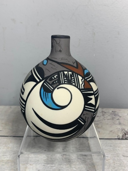 Vintage Pueblo Hopi Bird Native American Pottery Vase by Desert Pueblo Pottery