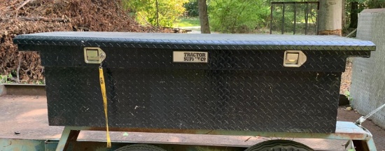 Truck Bed Tool Box with Key