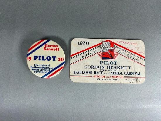 1930 Gordon Bennett International Balloon Race and Aerial Carnival Pilot Badge and Card