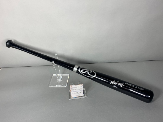 Wade Boggs signed Rawlings bat, Schwartz cert
