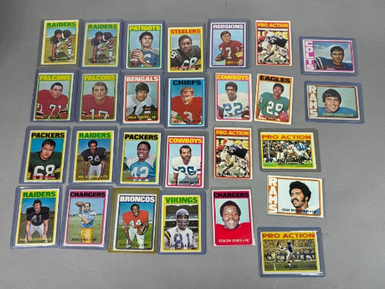 Group of 1972 Topps Football Cards Including 2 Gene Upshaw Raiders