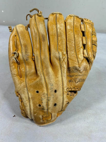 Vintage Rawlings Leather Baseball Glove