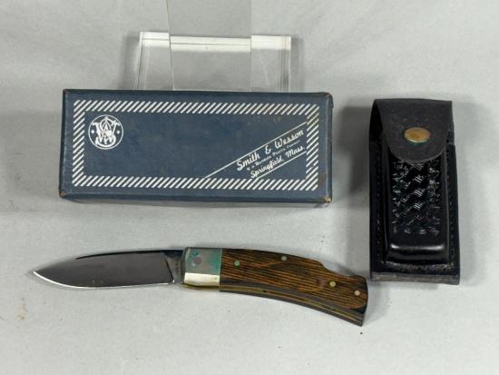 Vintage Smith & Wesson Knife in Box with Leather Holder