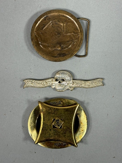 Nude & Throwing Star Belt Buckle, German Pin w/Skull
