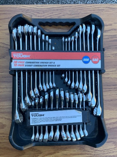 Hyper Tough Metric and SAE 20 Piece Combination and 12 Piece Stubby Combination Wrench Set