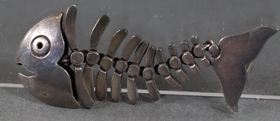 Unusual Antique Mexican Vintage Articulated Fish Pin Sterling Silver