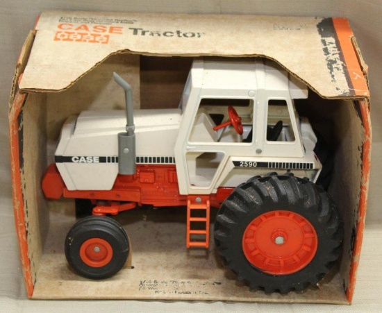 Case 2590 tractor; BluePrint Replica; Ertl;