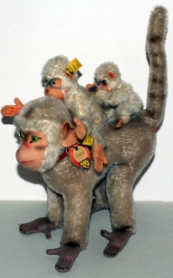 (3) "Steiff" monkeys - "Coco" ear tag "1322,0" is