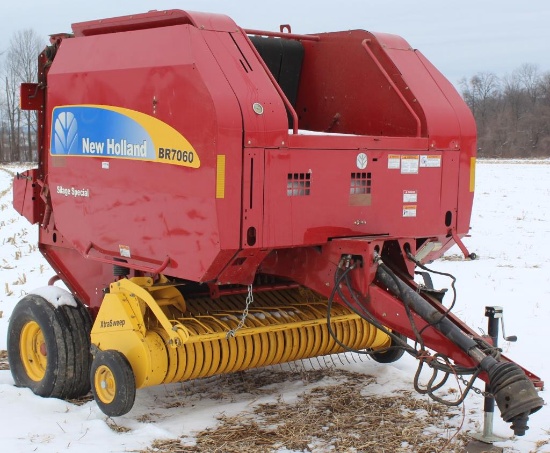NH BR7060 Silage Special round baler, bale count-3529