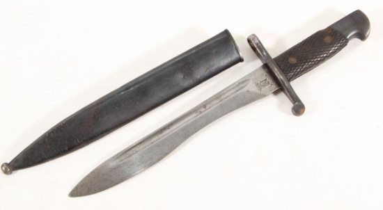 Spanish Model 1941 "Bolo" bayonet in metal scabbard