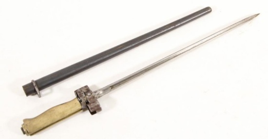WWI French bayonet with metal scabbard