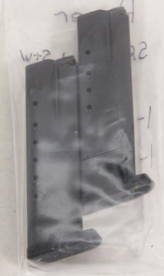 2 unused Ruger SR-40 magazines, (1)15 RD & (1)10 RD. Sold by the piece, 2 times the money.