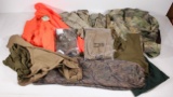 (2) Guide Gear 2X long sleeve & (3) UK short sleeve pull overs, pair of Cab