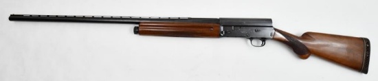 Browning, Auto 5 Magnum, 12 ga, s/n 9V13086, shotgun, brl length 31", very good condition, semi auto