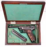 Cased DWM, P.08 Luger, 9mm para, s/n 2101g, pistol, brl length 4