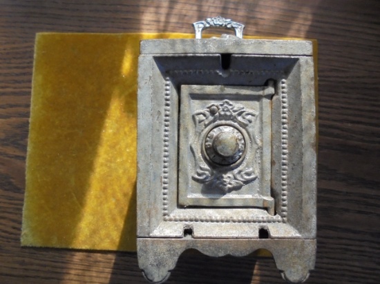 VINTAGE CAST IRON "SAFE BANK" MADE BY KENTON-FANCY AND ORNATE DESIGN-ORIGINAL FINISH