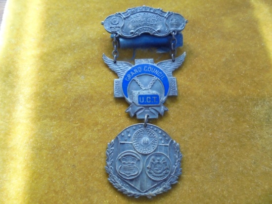 1910 LODGE CONVENTION METAL WITH POOR RIBBON