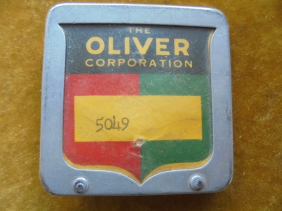 OLD "OLIVER CORPORATION" EMPLOYEE BADGE