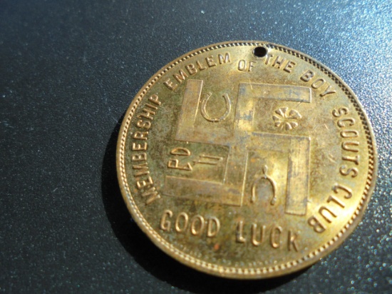 RARE BOY SCOUTS CLUB TOKEN WITH SWASTIKA FROM A SHOE COMPANY
