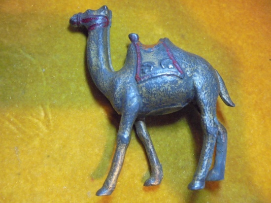 GRAND FIND ! OLD AND ORIGINAL 'CAMEL' CAST IRON COIN BANK