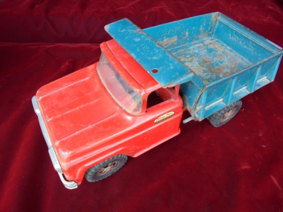 1950'S LOOKING FORD TOY TONKA DUMP TRUCK-QUITE NICE ORIGINAL