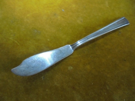 VINTAGE WESTMORLAND  STERLING SERVING KNIFE OR BUTTER