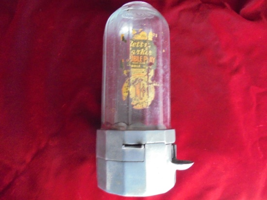 VINTAGE ONE CENT ATLAS COUNTER TOP BETTY BARKER GUM BALL MACHINE