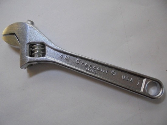 WONDERFUL OLD 4 INCH LONG CRESENT WRENCH