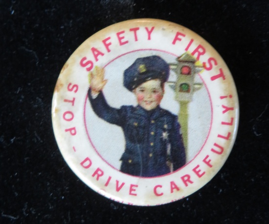 VINTAGE "STOP SAFETY FIRST" CELLULOID PIN BACK BADGE