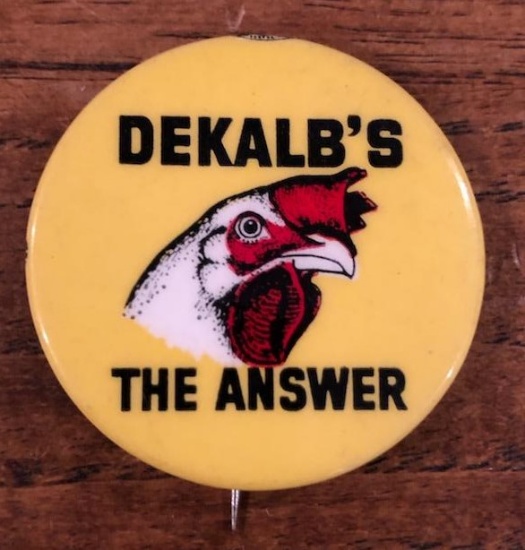 DEKALB'S THE ANSWER - ADVERTISING BADGE