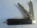 VINTAGE CAMILLUS TWO BLADE POCKET KNIFE