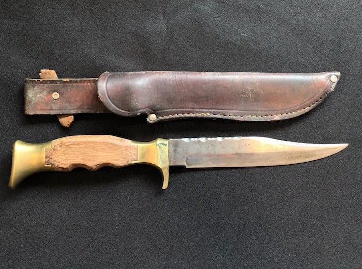 Sold at Auction: Vintage Buck 121 Fishing Knife & Sheath