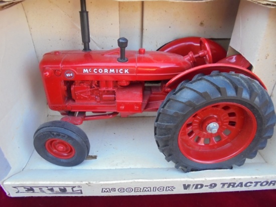 NEW IN BOX McCORMICK WD-9 TOY TRACTOR