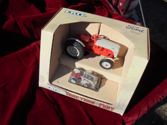 TRACTOR PAST SERIES TOY FORD 8N TRACTOR IN BOX WITH SMALL TRACTOR ADDITION