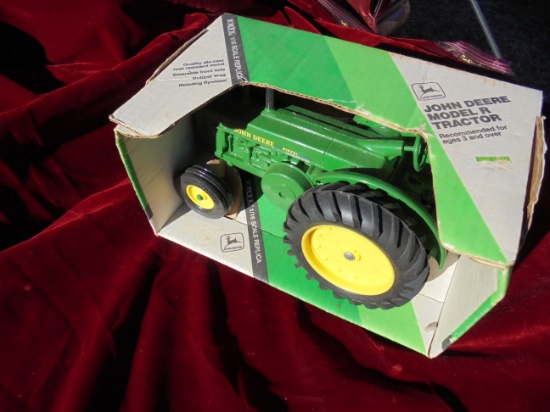TOY STILL IN BOX JOHN DEERE MODEL "R" TRACTOR-NEVER PLAYED WITH