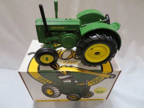 JOHN DEERE "D" --JOHN DEERE 100 YEARS -MINNEAPOLIS