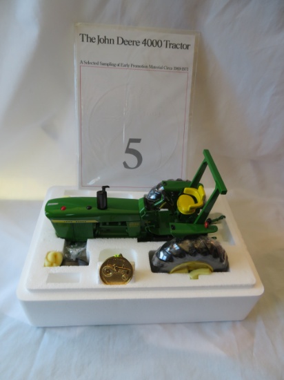 ERTL #5  PRECISION CLASSICS JOHN DEERE MODEL 4000 TRACTOR