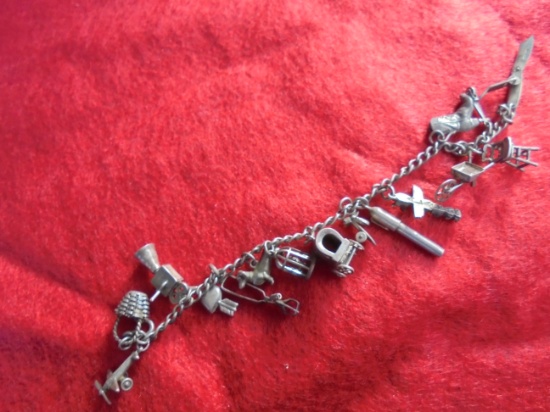 OLD AND VERY DETAILED "CHARM" BRACELET