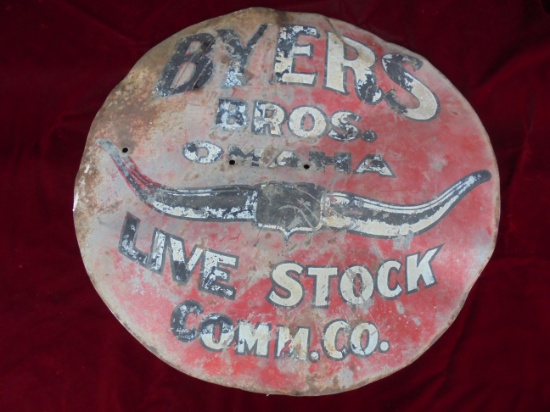 STUNNING OLD ADVERTISING SIGN "BYERS BROS LIVE STOCK COMM. CO" METAL SIGN WITH SET OF HORNS GRAPHIC