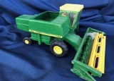 JOHN DEERE 6600 COMBINE