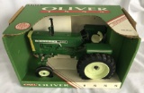 OLIVER 1555 TRACTOR - 1/16TH SCALE BY ERTL