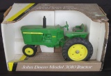 JOHN DEERE 3010 - SHELF MODEL