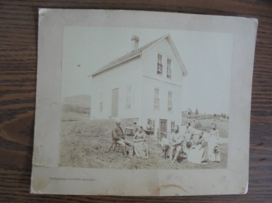 EARLY FAMILY FARM VIEW CABINET PHOTOGRAPH-SIOUX CITY PHOTOGRAPHER