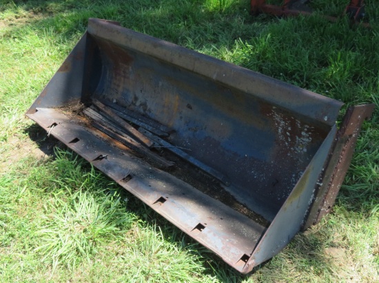 58" FRONT BUCKET - F-11 MOUNT & MANURE TEETH